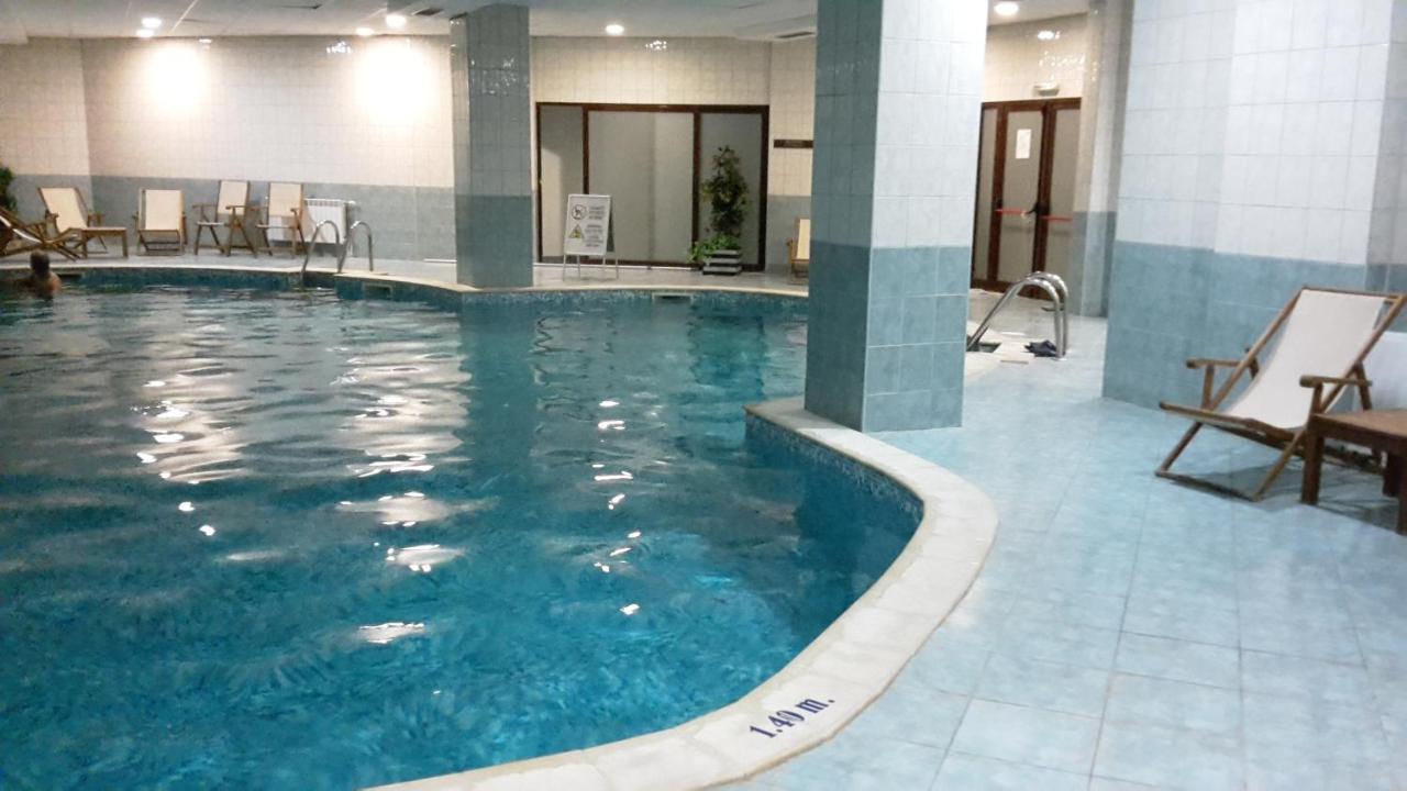 Flora Hotel Studio 보로베츠 외부 사진