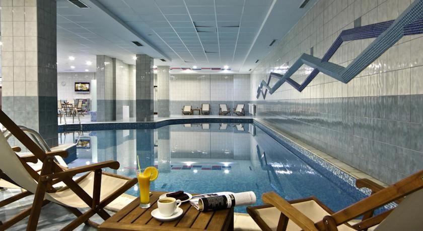 Flora Hotel Studio 보로베츠 외부 사진